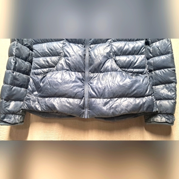 ❄️ Lululemon Fluffin Awesome Down Jacket Size 4 ❄️ - Picture 8 of 12
